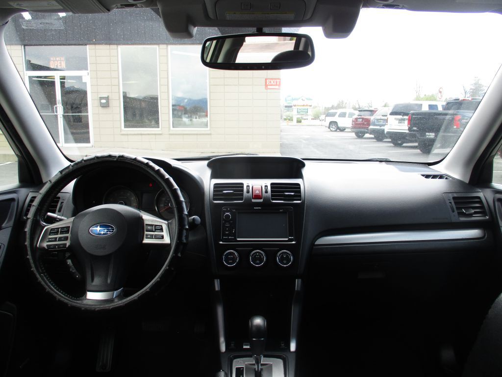 2015 Subaru Forester Image 11