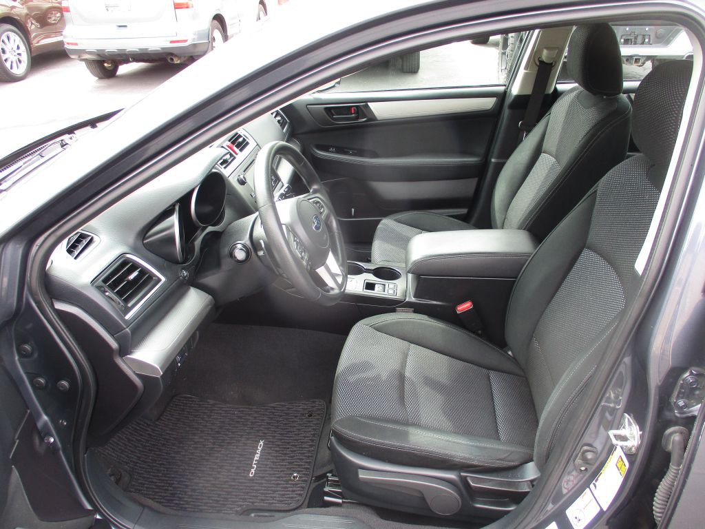 2013 Subaru Outback Image 9
