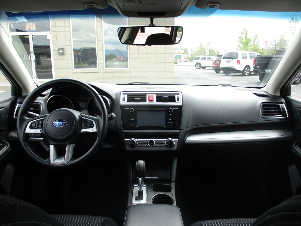 2013 Subaru Outback Image 11