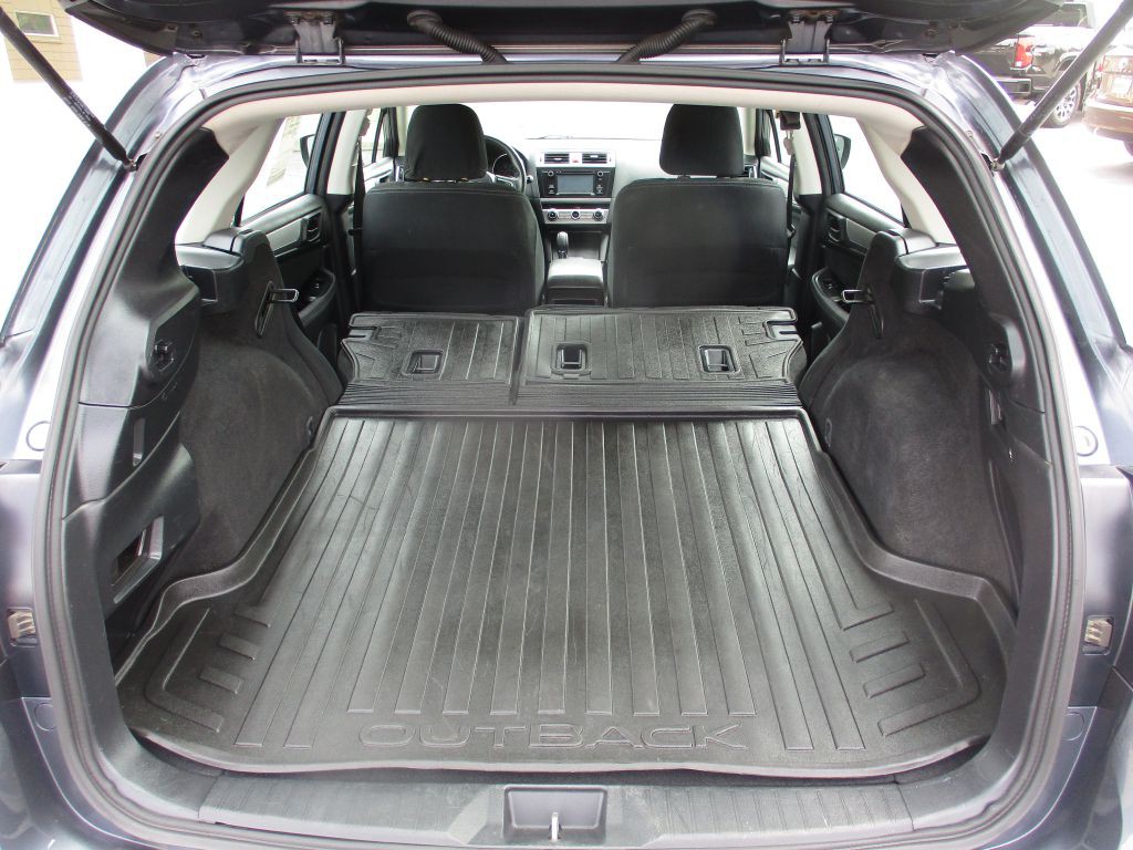 2013 Subaru Outback Image 13