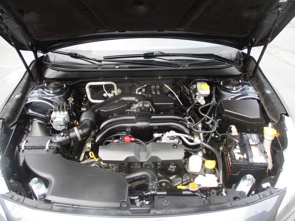 2013 Subaru Outback Image 14