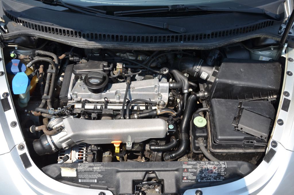 2001 Volkswagen Beetle Image 13