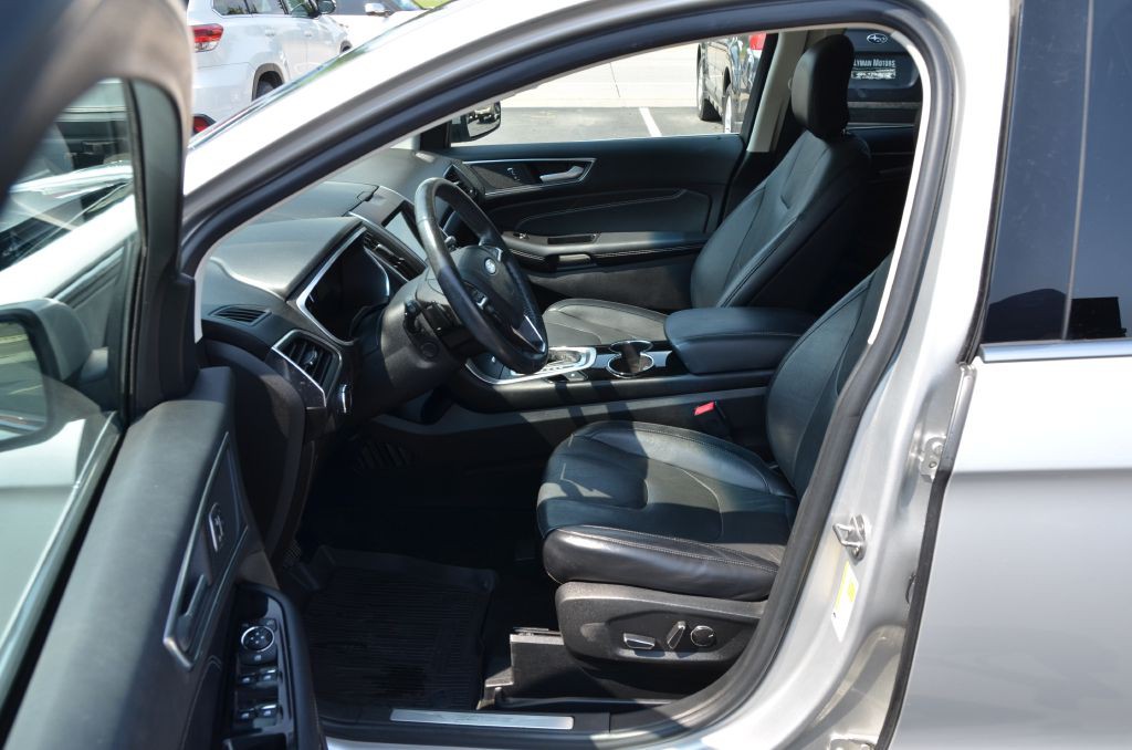 2018 Ford Edge Image 9