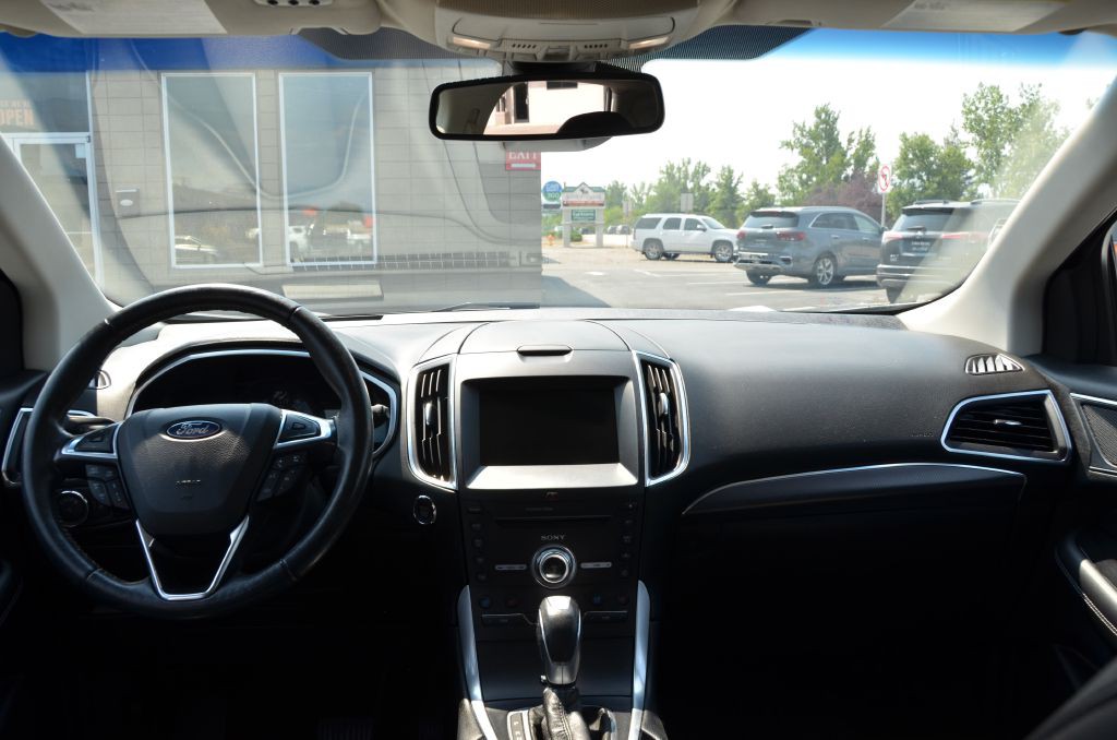 2018 Ford Edge Image 11
