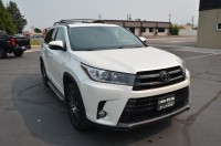 Image for 2017 Toyota Highlander SE ID: 7572292