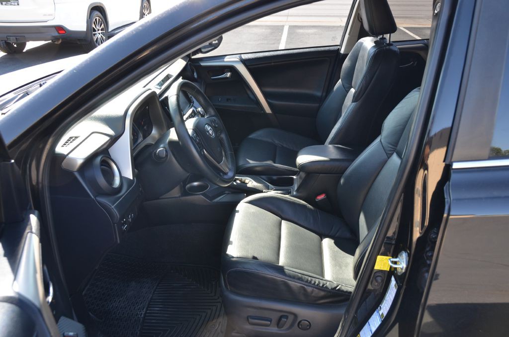 2015 Toyota Rav4 Image 9