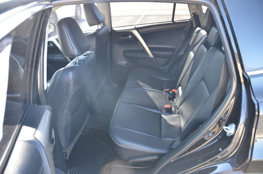 2015 Toyota Rav4 Image 10