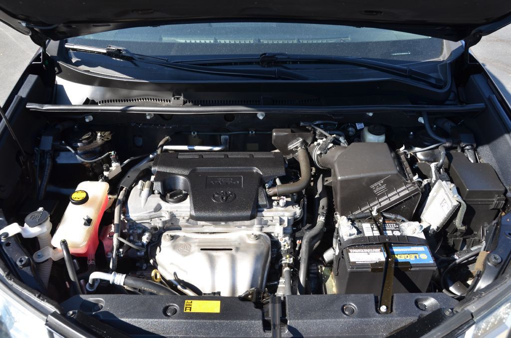 2015 Toyota Rav4 Image 14