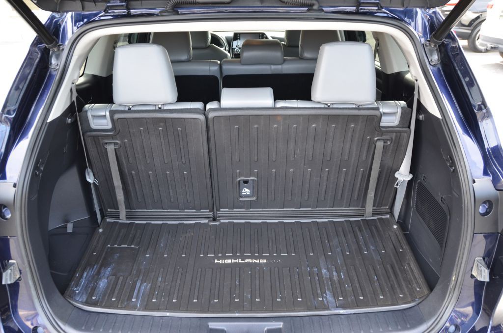 2021 Toyota Highlander Image 12