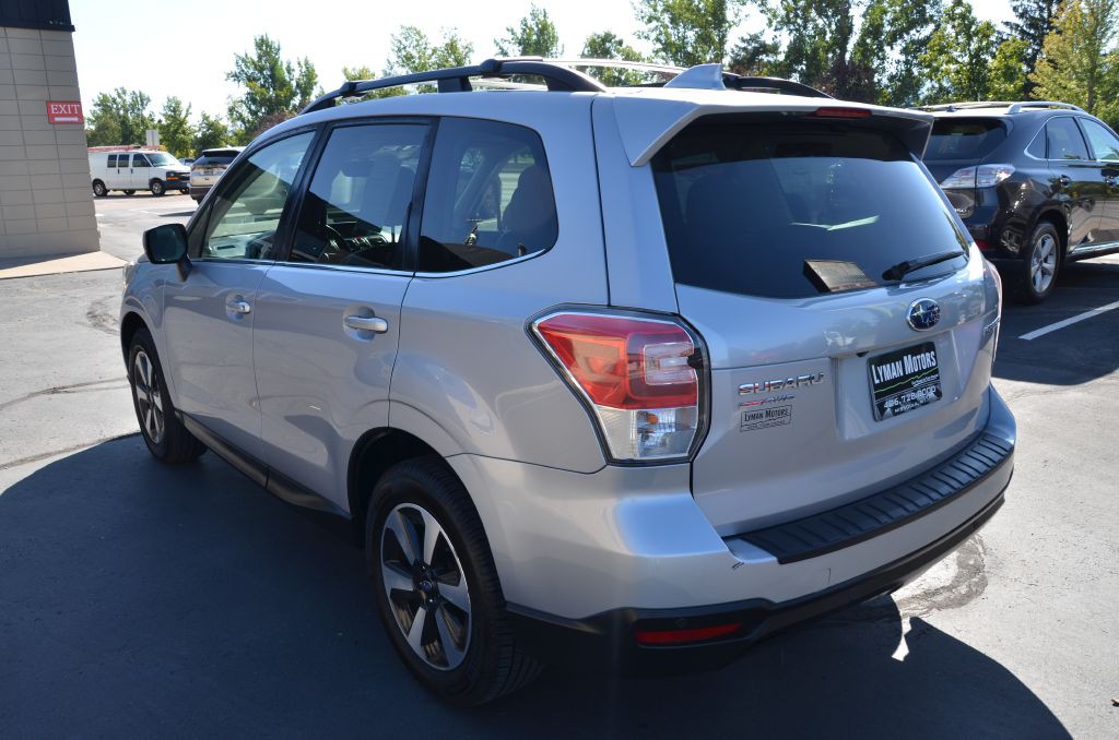 2018 Subaru Forester Image 5