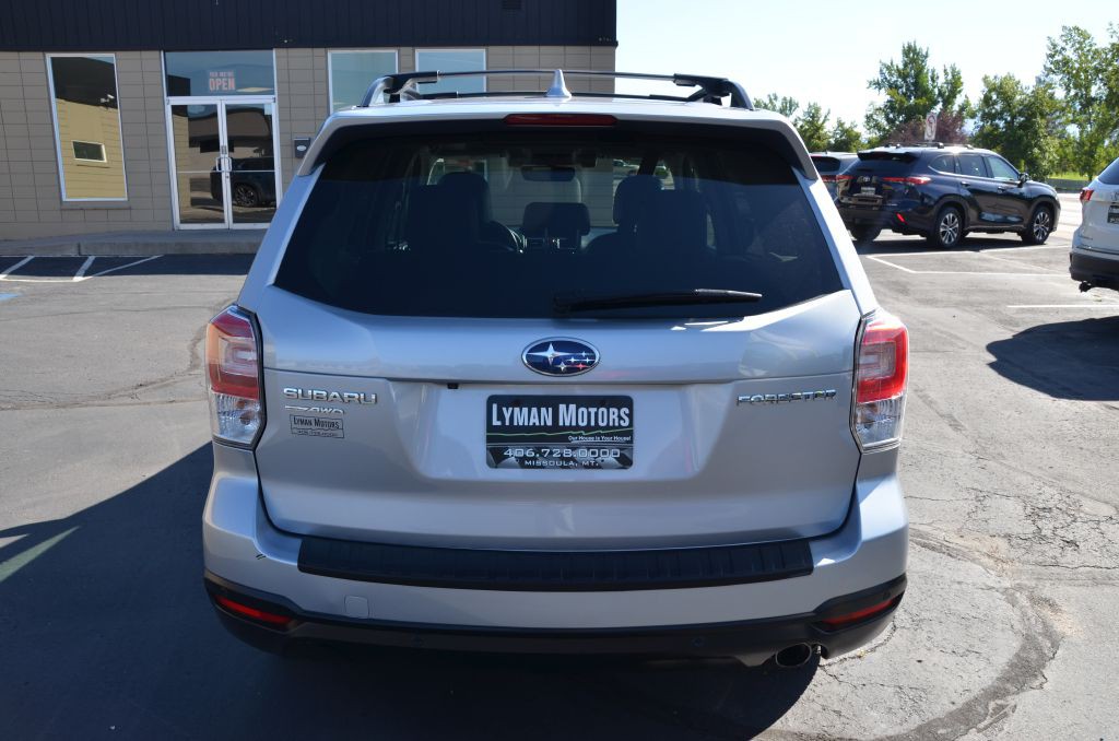 2018 Subaru Forester Image 6