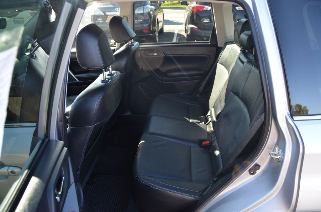2018 Subaru Forester Image 10