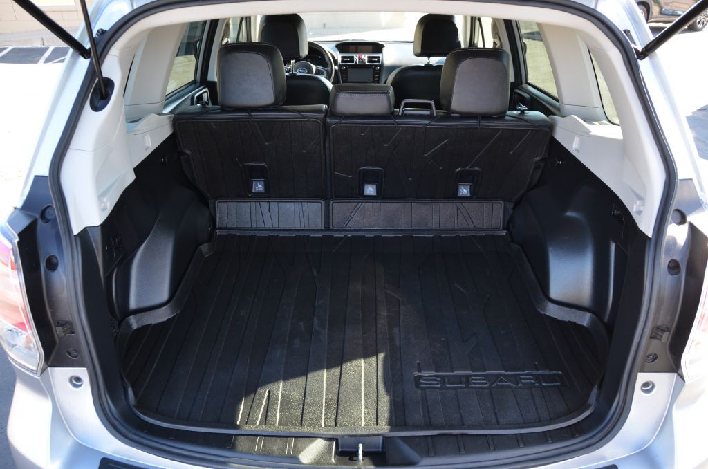 2018 Subaru Forester Image 12