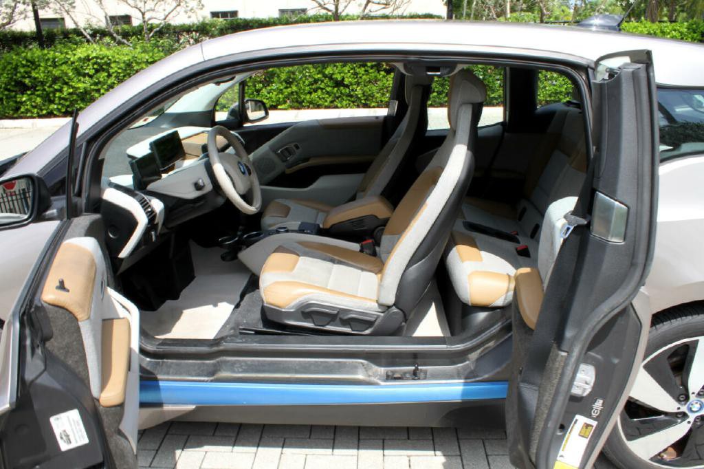 2014 BMW i3 Image 11
