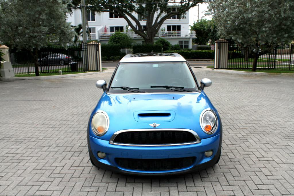 2009 MINI Cooper Clubman Image 3