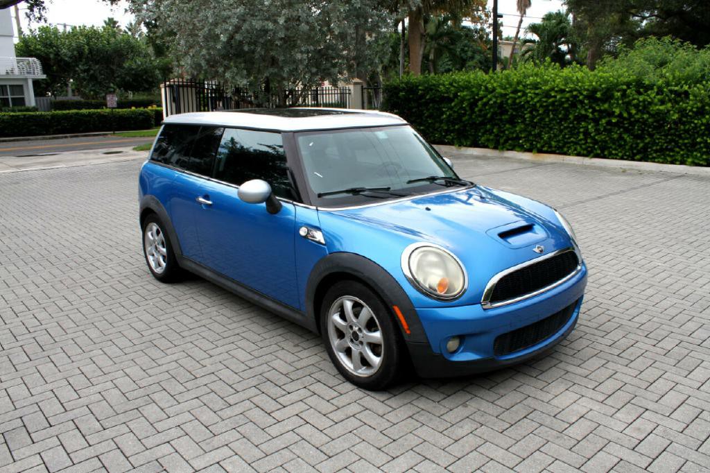 2009 MINI Cooper Clubman Image 4