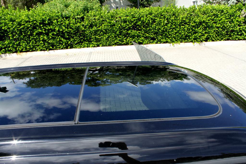 2009 MINI Cooper Clubman Image 13