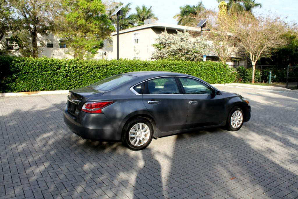 2014 Nissan Altima Image 6