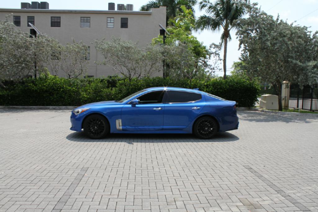 2018 Kia Stinger Image 2