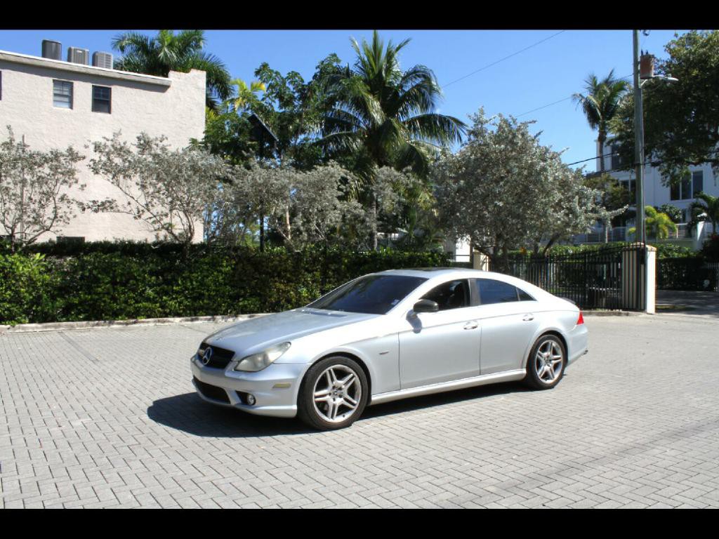 2006 Mercedes-Benz CLS-Class Image 1