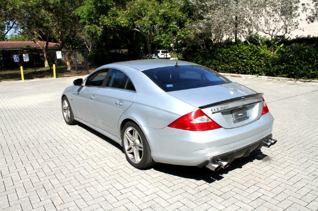 2006 Mercedes-Benz CLS-Class Image 8