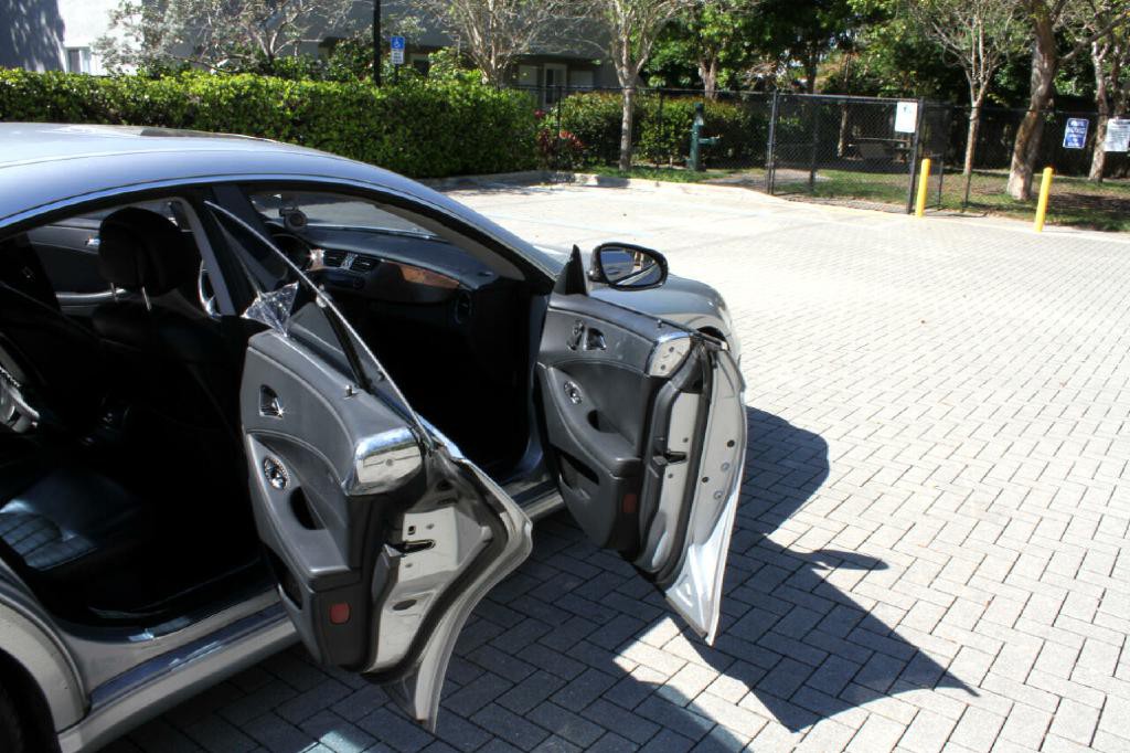 2006 Mercedes-Benz CLS-Class Image 12