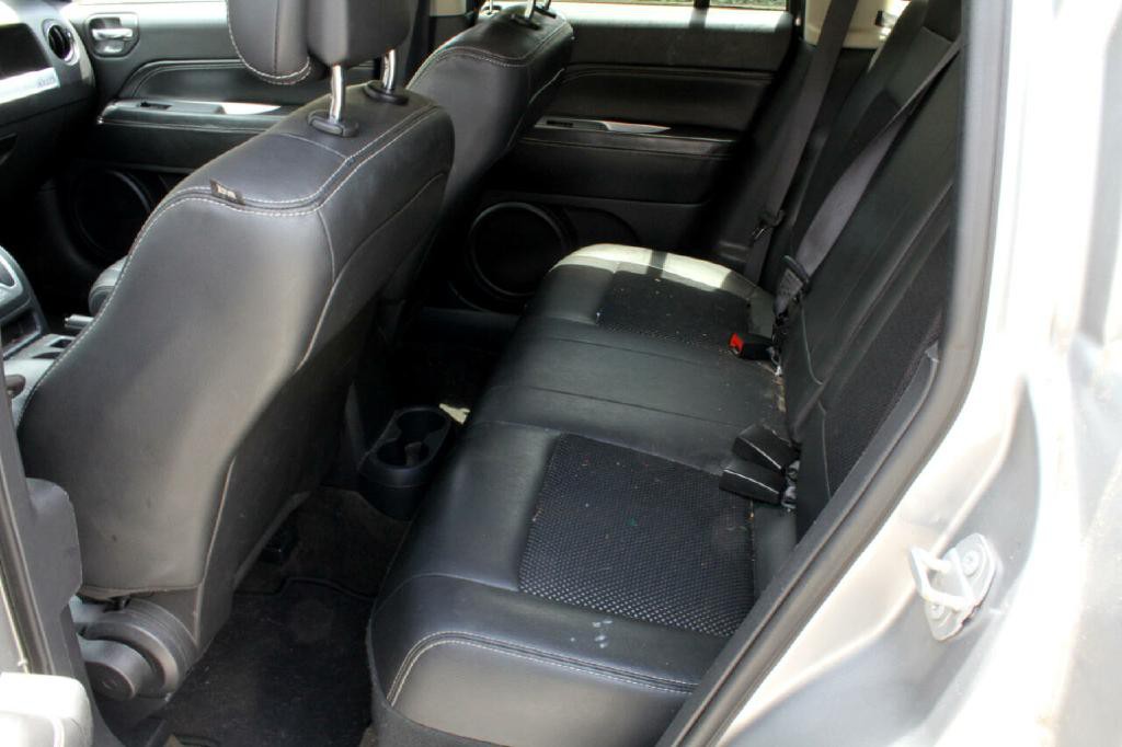 2016 Jeep Compass Image 10