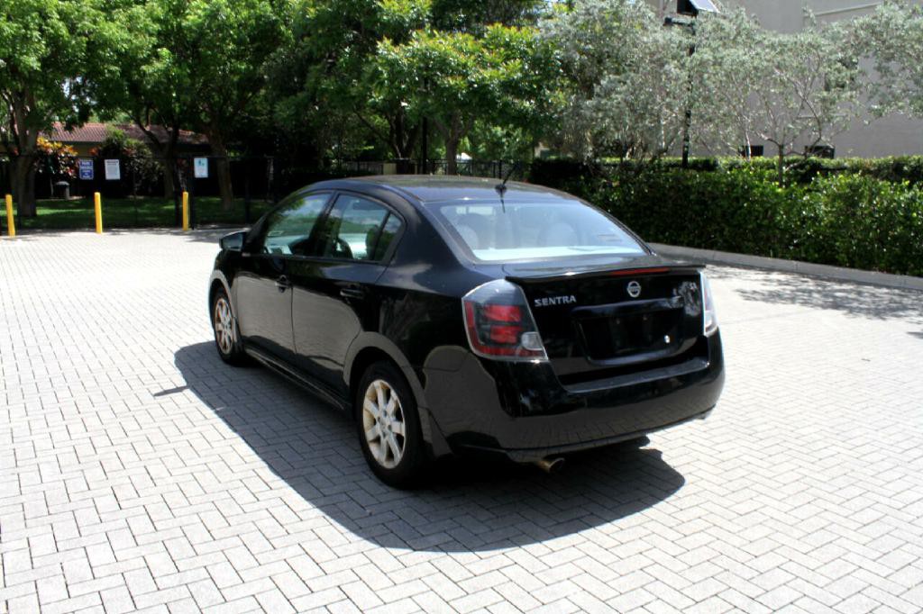 2012 Nissan Sentra Image 8