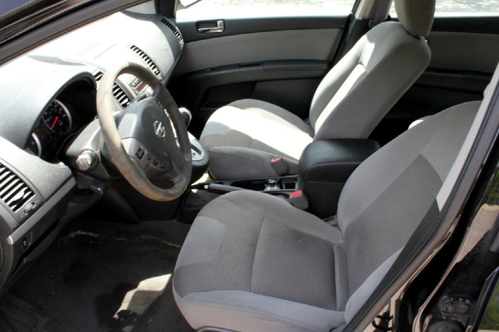 2012 Nissan Sentra Image 9