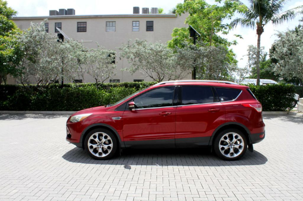 2014 Ford Escape Image 2
