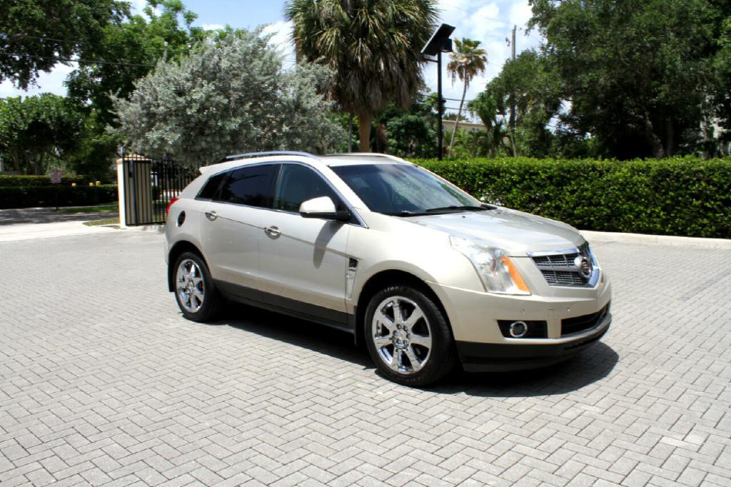 2011 Cadillac SRX Image 4