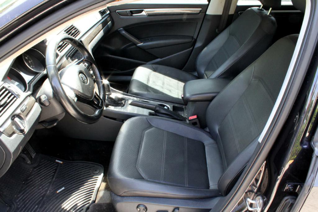 2018 Volkswagen Passat Image 9