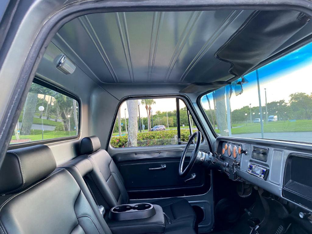 1965 Chevrolet C/K 10 Image 10