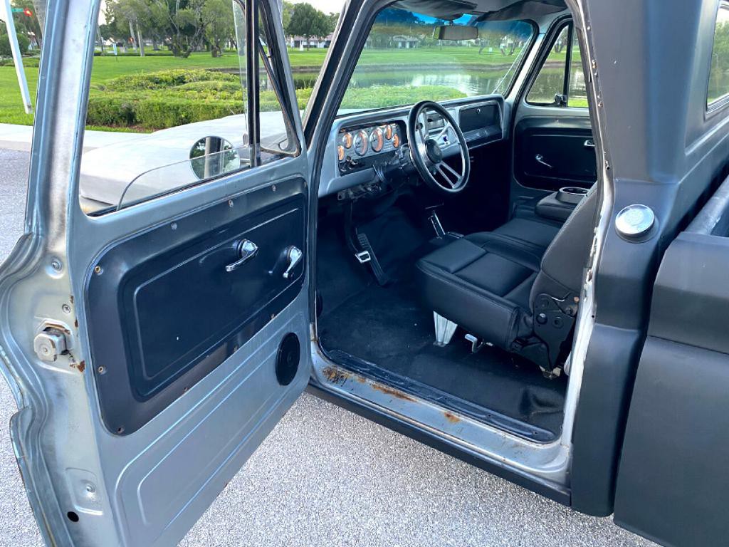 1965 Chevrolet C/K 10 Image 13