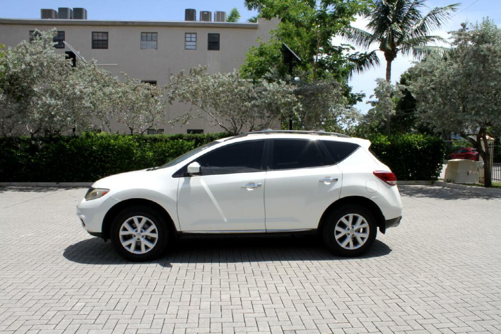 2014 Nissan Murano Image 2