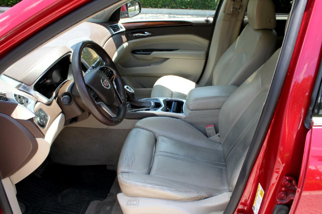 2015 Cadillac SRX Image 9
