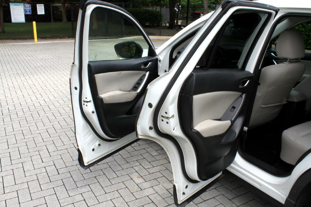 2013 Mazda CX-5 Image 11