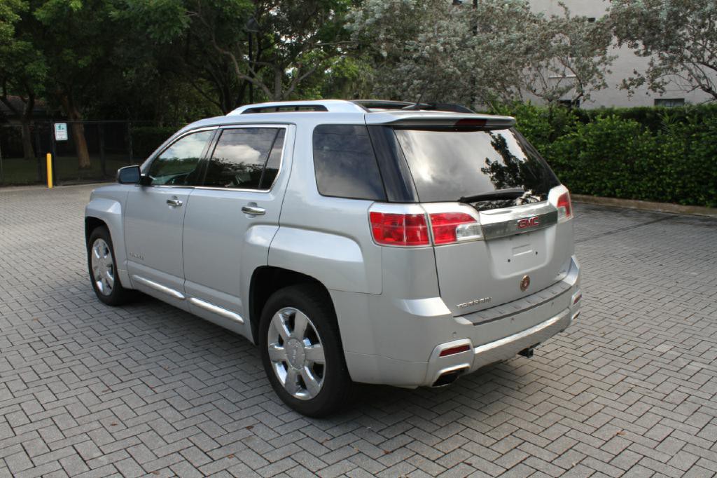 2013 GMC Terrain Image 8