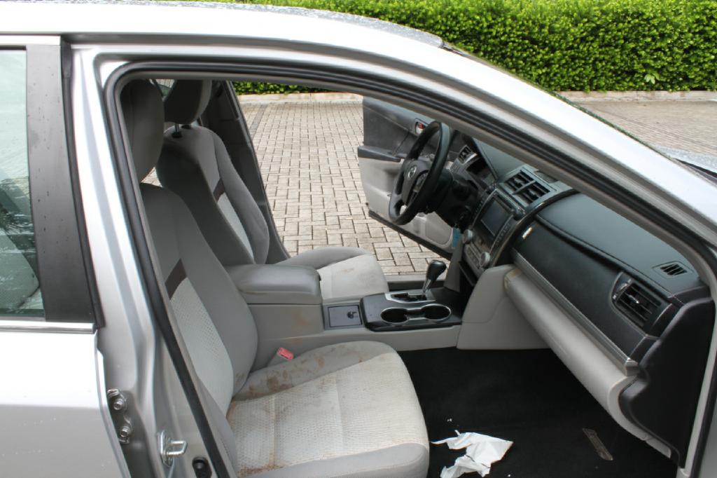 2012 Toyota Camry Image 14