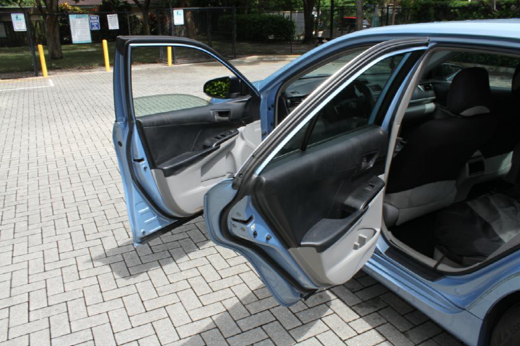 2012 Toyota Camry Image 11