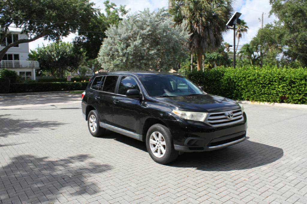 2013 Toyota Highlander Image 4