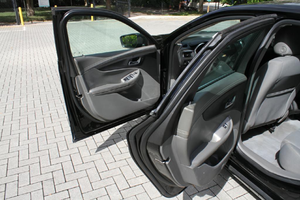 2016 Chevrolet Impala Image 11
