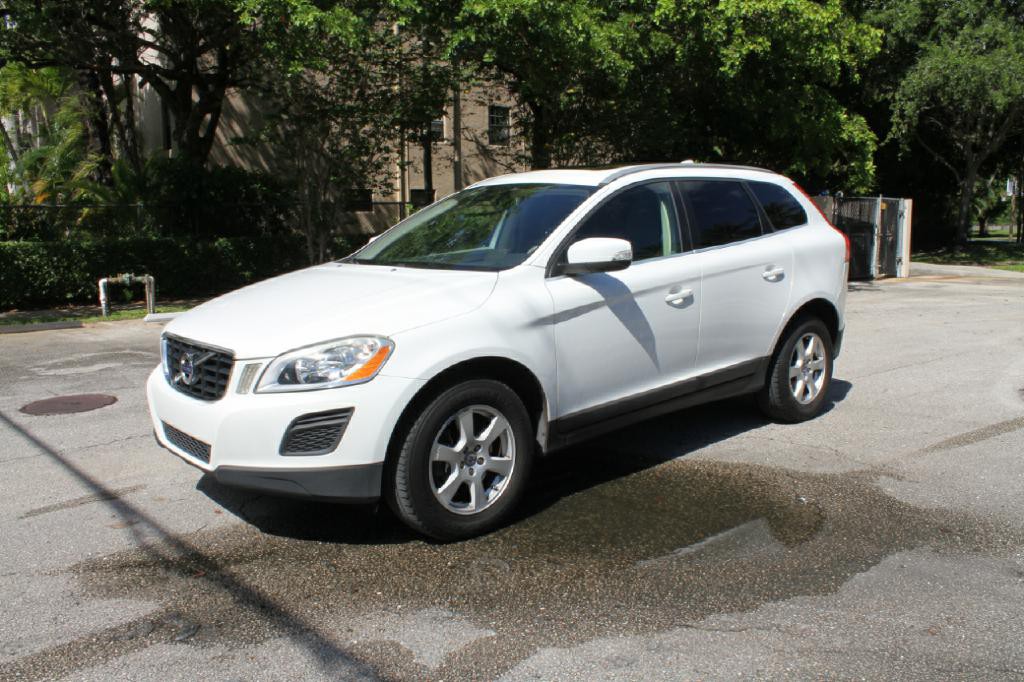 2011 Volvo XC60 Image 3