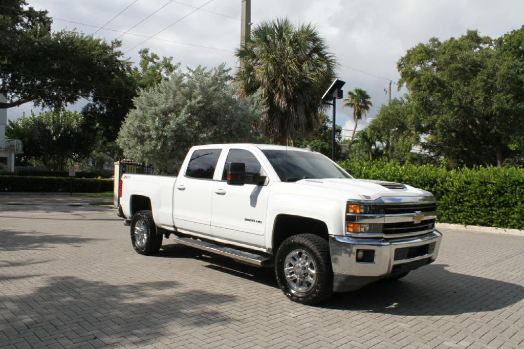 2019 Chevrolet Silverado 1500 Image 4