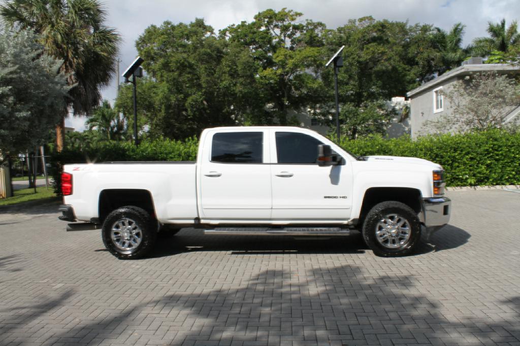 2019 Chevrolet Silverado 1500 Image 5