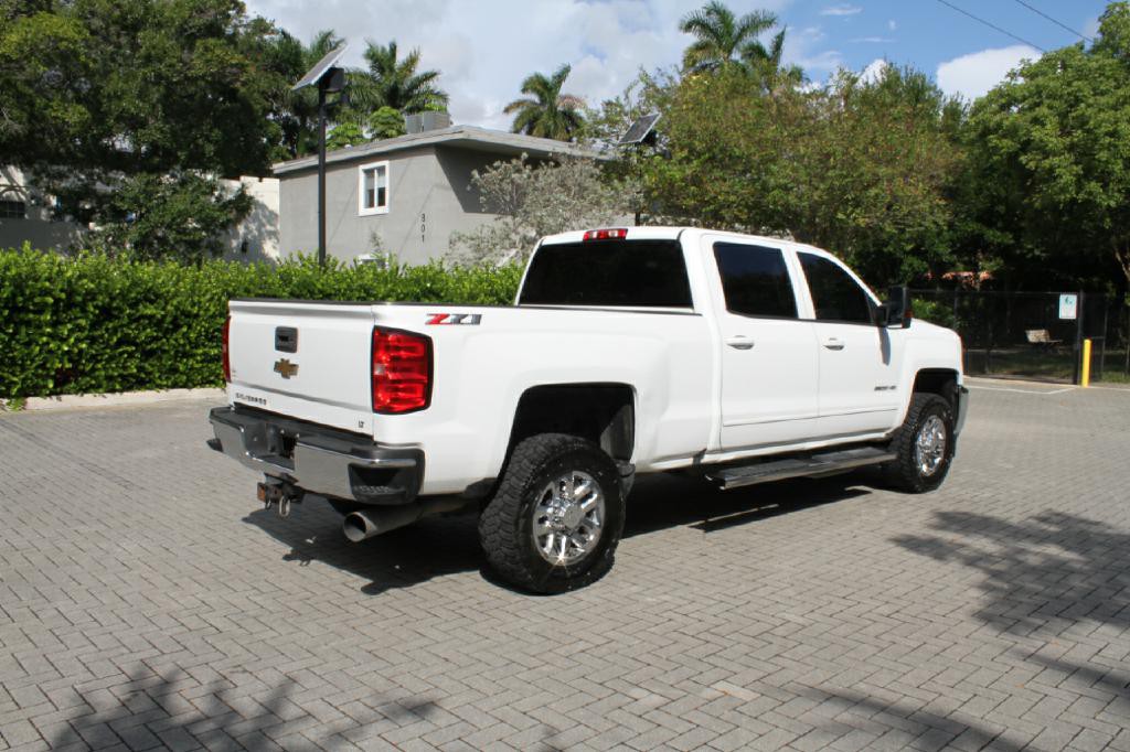 2019 Chevrolet Silverado 1500 Image 6