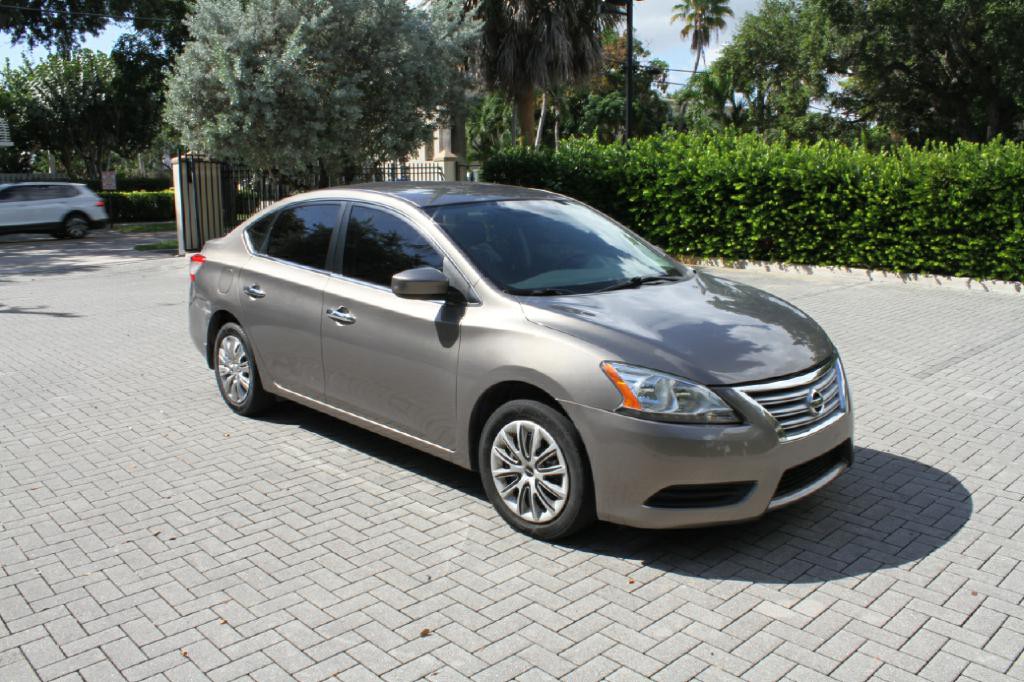 2015 Nissan Sentra Image 9