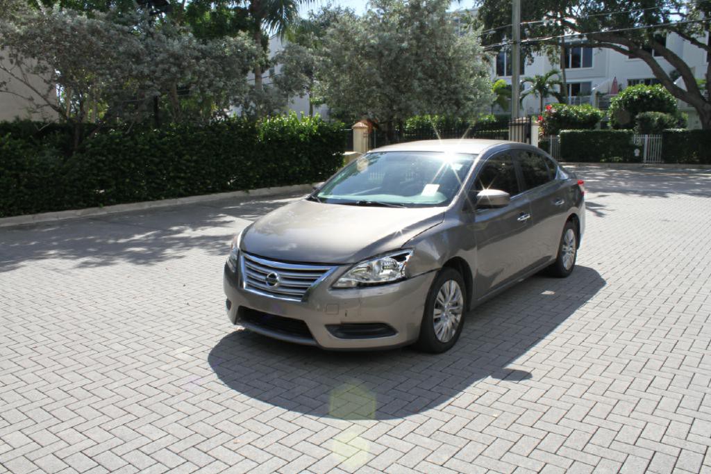 2015 Nissan Sentra Image 3