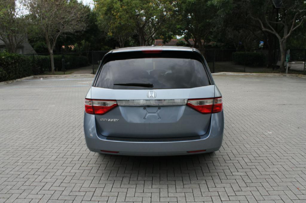 2011 Honda Odyssey Image 7
