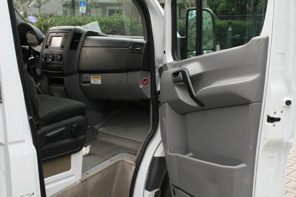 2016 Mercedes-Benz Sprinter Image 12